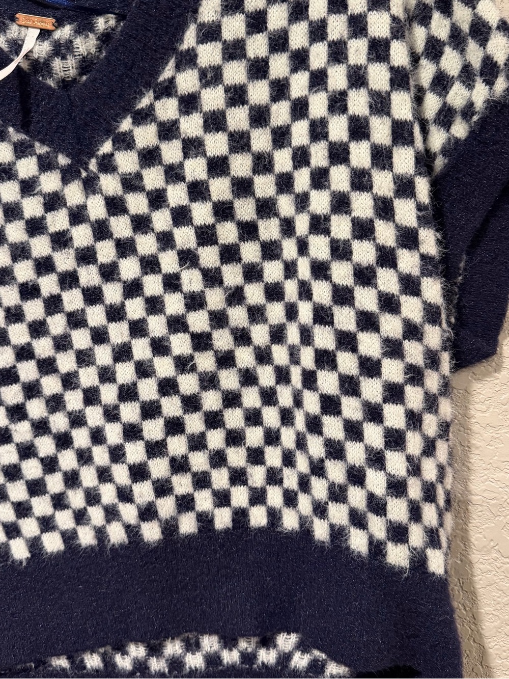 Free people Checkerboard Knit V-Neck Sweater Vest - Navy & White - Picture 3 of 5